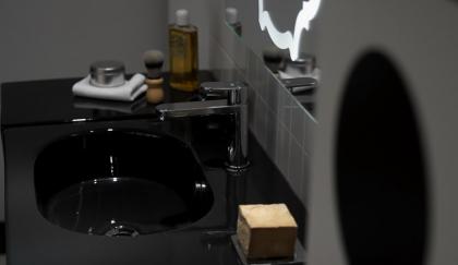красивая черная ванная2.jpg